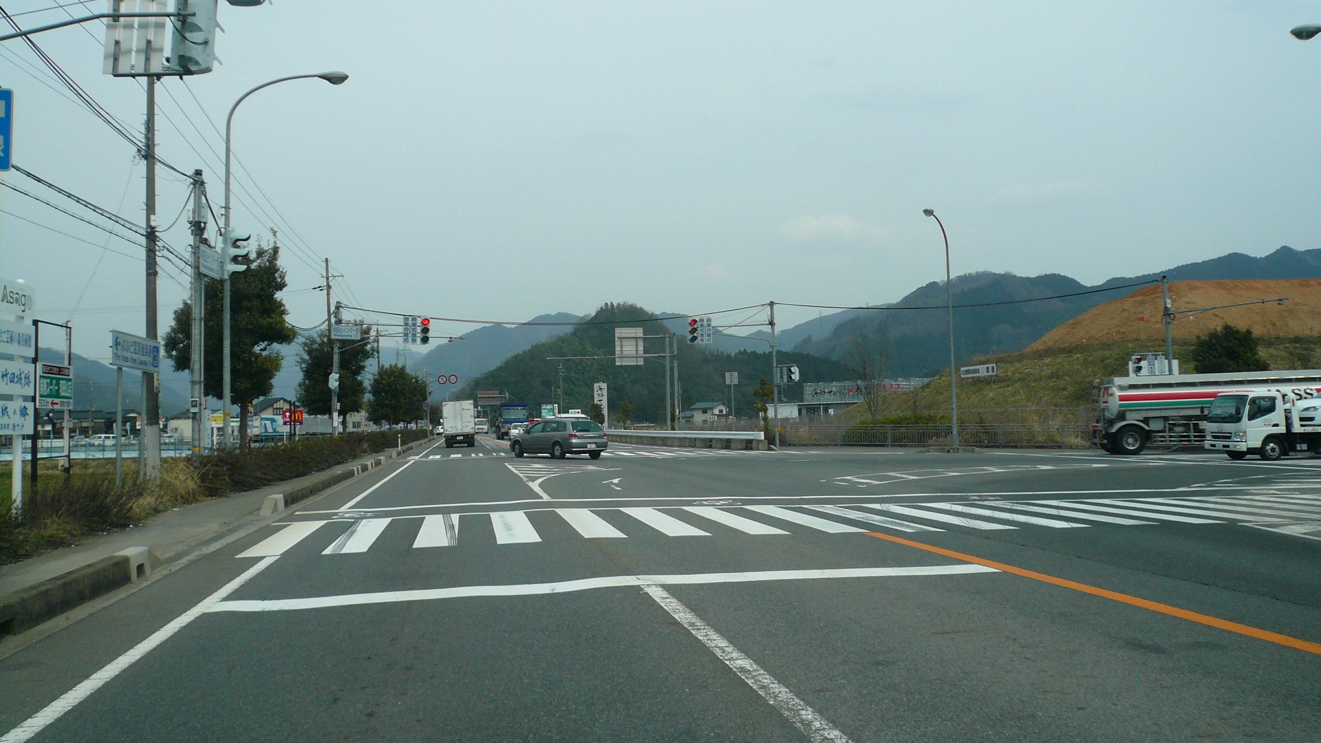 和田山インター前交差点