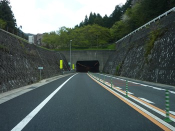 遠阪トンネル（朝来市側）